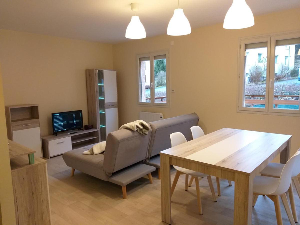 Location A.M.I Leilighet Bellegarde-sur-Valserine Eksteriør bilde